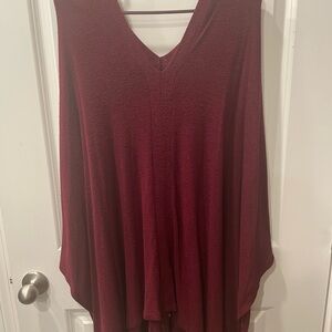 Pullover poncho with V neck and back